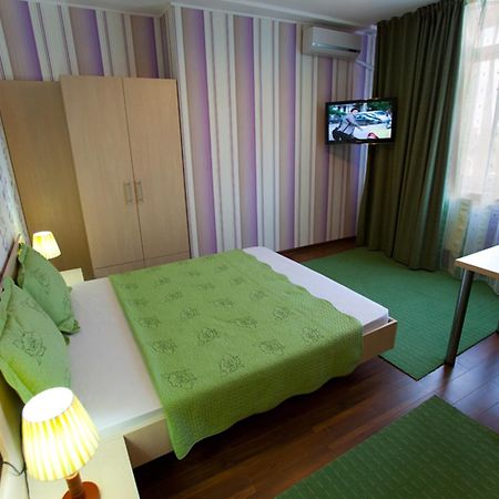 Hotel La Gil Boekarest Kamer foto