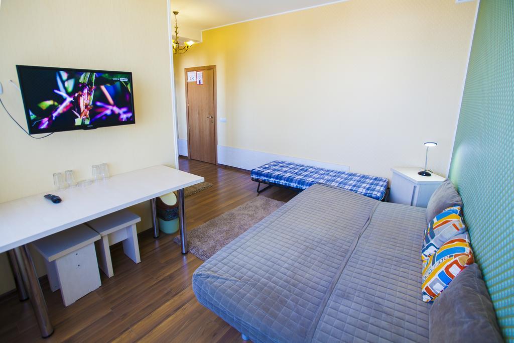 Hotel La Gil Boekarest Kamer foto