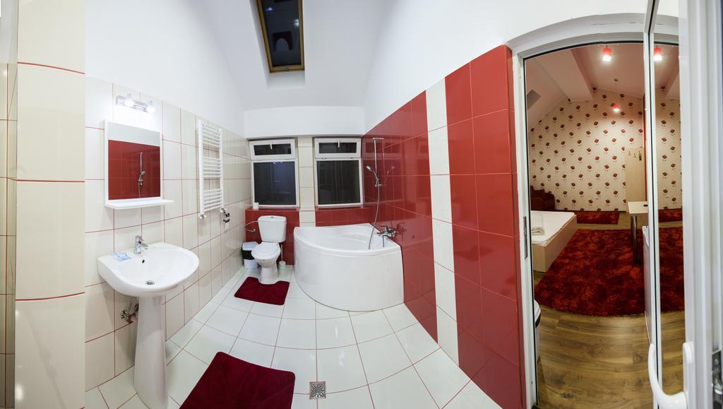 Hotel La Gil Boekarest Buitenkant foto