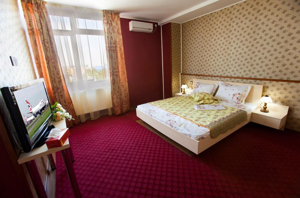 Hotel La Gil Boekarest Kamer foto